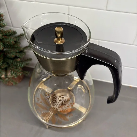 Vintage Pyrex Coffee Carafe - Picture 3 of 5